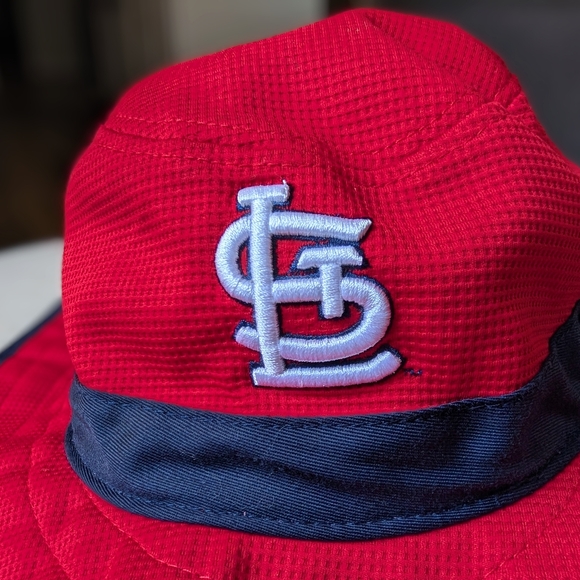SGA St Louis Cardinals bucket hat OS - Like New - Picture 4 of 5